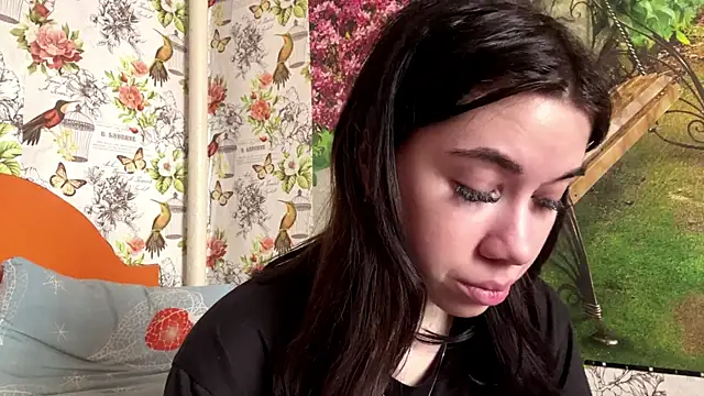 DebbiGoodknight online show from January 6, 6:28 am