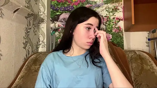 DebbiGoodknight online show from January 7, 11:04 am