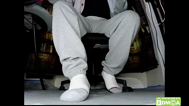 justshutupandwatch online show from February 4, 5:41 pm