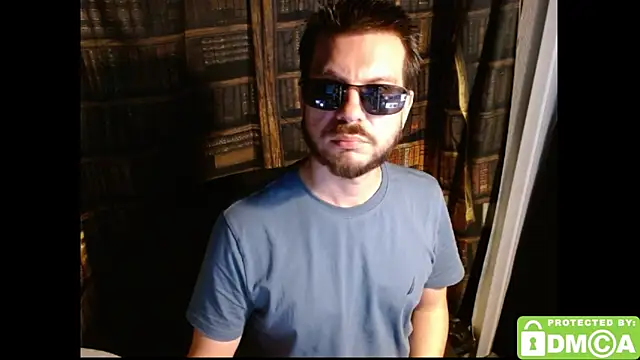 Snapshot of justshutupandwatch chatting on November 23, 4:55 am justshutupandwatch online show from November 23, 4:55 am