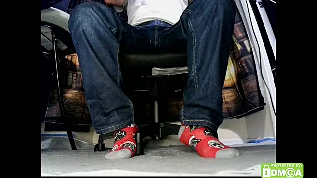 justshutupandwatch online show from February 1, 8:56 am