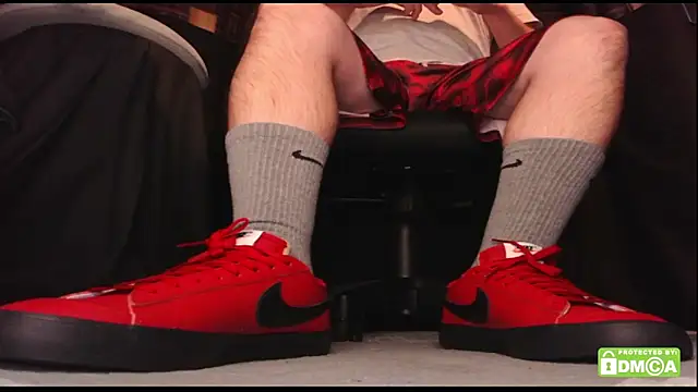 justshutupandwatch online show from April 5, 3:57 am