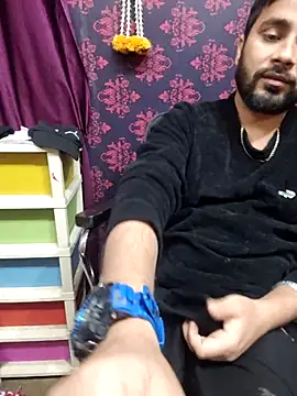 Cute Lucky online show from December 18, 9:14 am