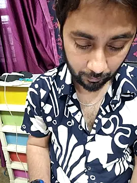 Cute Lucky online show from March 6, 9:04 am