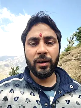 Cute Lucky online show from April 9, 5:53 am