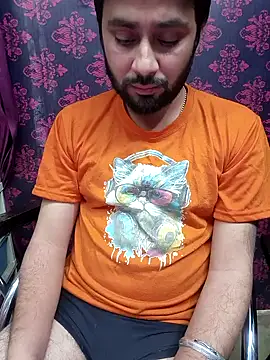 Cute Lucky online show from January 8, 6:03 pm