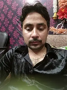 Snapshot of Cute_Lucky chatting on July 6, 8:44 pm Cute Lucky online show from July 6, 8:44 pm