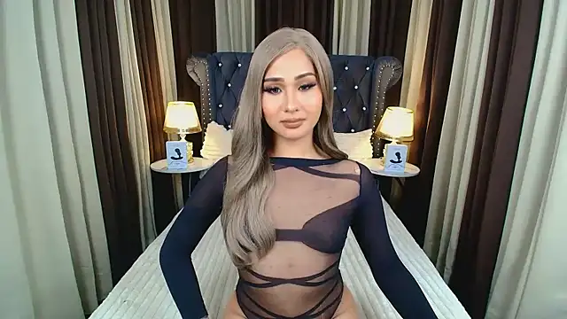 Iris Hilton online show from December 18, 8:34 pm