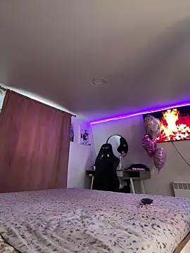 -MaybeBaby- online show from March 27, 7:28 am