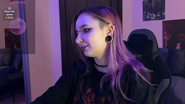 lavender monster online show from February 8, 6:49 pm