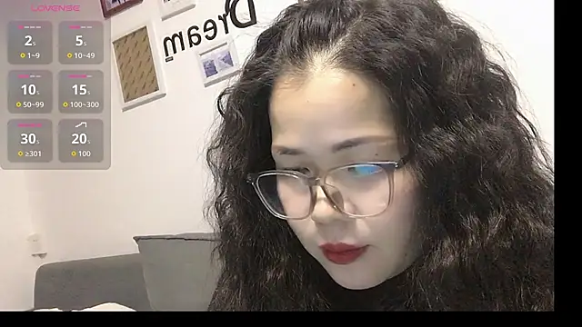 Snapshot of Huahua3187 chatting on November 20, 11:33 am Huahua3187 online show from November 20, 11:33 am