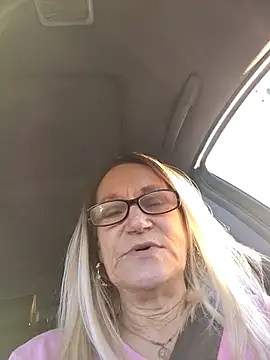 ccrider69  online show from November 20, 10:09 pm