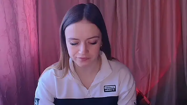 Illa May online show from February 28, 11:32 am