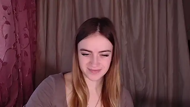 Illa May online show from December 4, 6:34 am