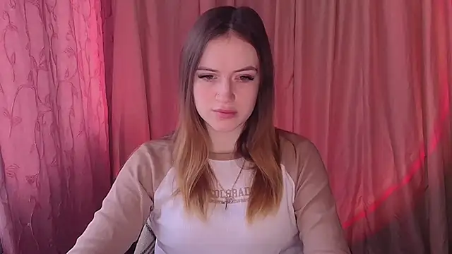 Illa May online show from February 24, 7:20 am