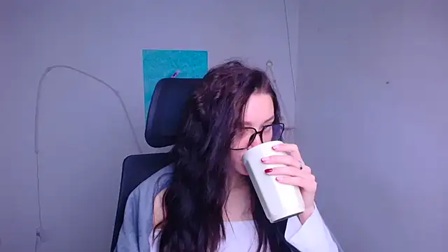 Stella XO online show from January 13, 6:28 am