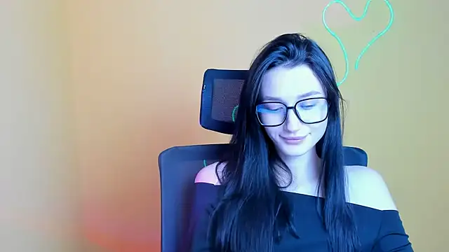 Stella XO online show from November 24, 6:35 am