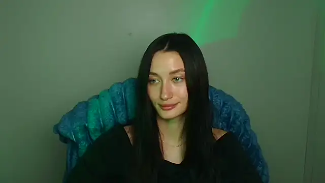 Stella XO online show from March 27, 8:26 am