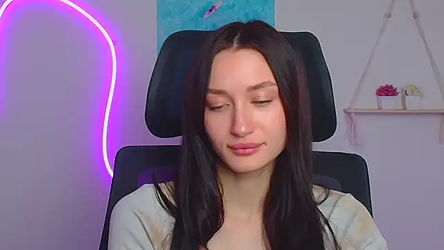 Stella XO online show from April 9, 6:41 am