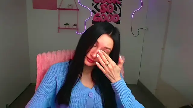 Stella XO online show from March 5, 6:10 am