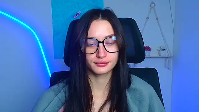 Stella XO online show from February 17, 6:44 am