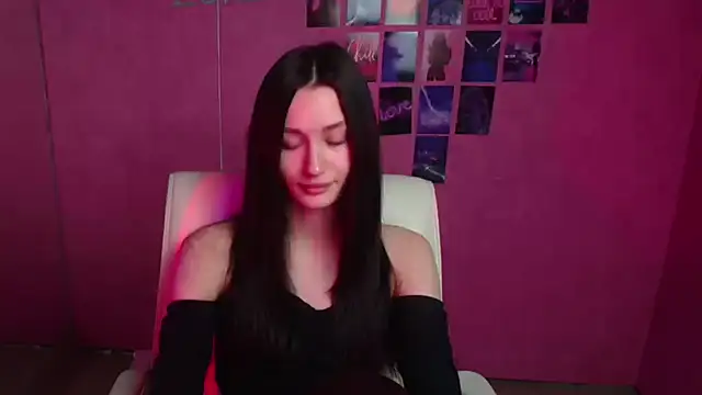 Stella XO online show from April 1, 5:20 am