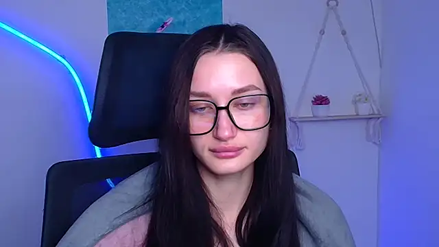 Stella XO online show from February 10, 6:34 am