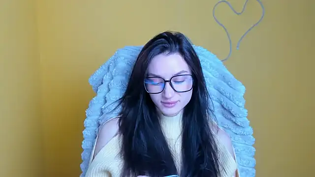 Stella XO online show from December 5, 6:34 am