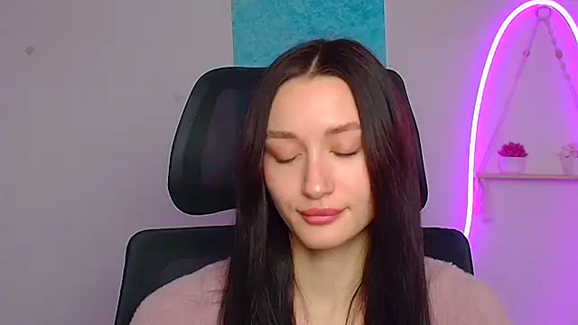 Stella XO online show from March 31, 5:20 am