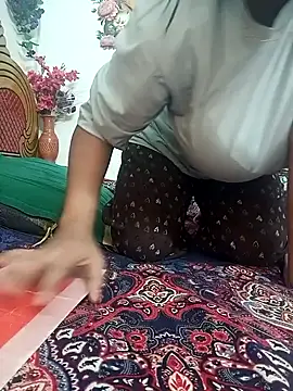 Sonia baby1 online show from April 5, 6:47 pm