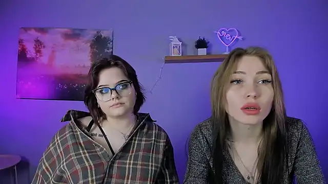 Snapshot of ariel_shadow chatting on December 15, 8:03 pm ariel shadow online show from December 15, 8:03 pm