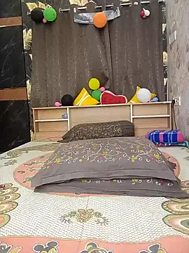 Snapshot of Bold_Quinn chatting on February 20, 4:53 pm Bold Quinn online show from February 20, 4:53 pm