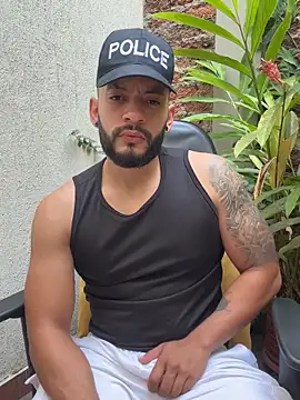 Snapshot of Mike_savage3 chatting on November 22, 12:48 pm Mike savage3 online show from November 22, 12:48 pm