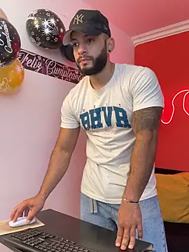 Mike savage3 online show from February 17, 12:24 pm