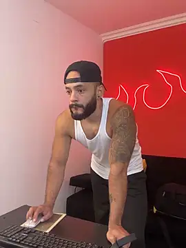 Mike savage3 online show from April 15, 12:10 pm