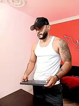 Snapshot of Mike_savage3 chatting on June 3, 12:17 pm Mike savage3 online show from June 3, 12:17 pm