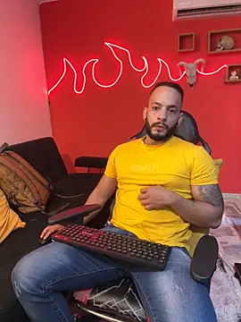 Snapshot of Mike_savage3 chatting on November 21, 12:37 pm Mike savage3 online show from November 21, 12:37 pm