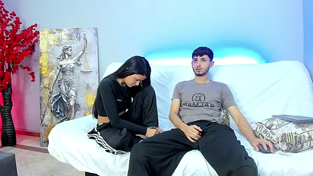 dracke and zara online show from May 1, 11:48 am