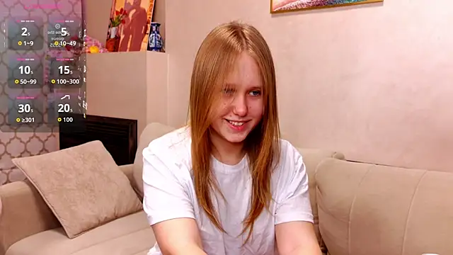 Snapshot of VoidElaris chatting on June 3, 8:24 pm VoidElaris online show from June 3, 8:24 pm