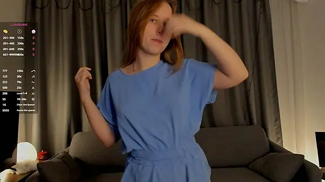 VoidElaris online show from March 2, 8:05 pm