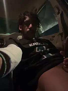 homedeepstrokes215 online show from November 23, 4:44 am