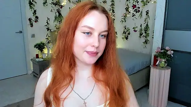 Snapshot of AirySilhouette chatting on May 14, 7:22 pm AirySilhouette online show from May 14, 7:22 pm