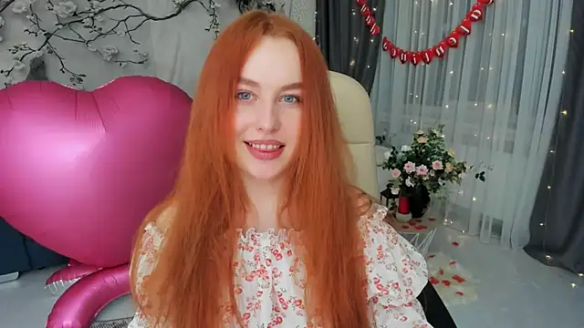 Snapshot of AirySilhouette chatting on February 13, 4:07 pm AirySilhouette online show from February 13, 4:07 pm