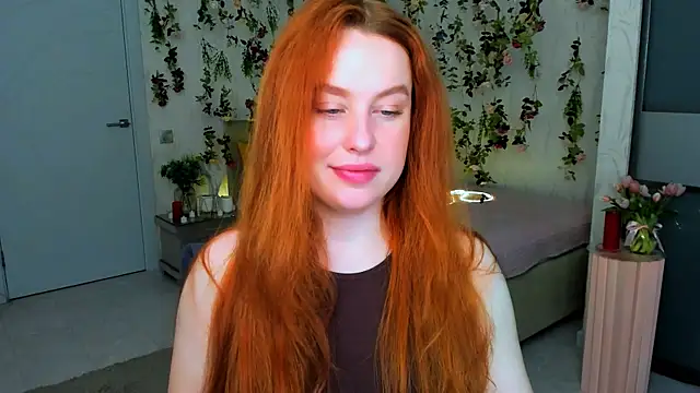 Snapshot of AirySilhouette chatting on May 24, 1:05 am AirySilhouette online show from May 24, 1:05 am