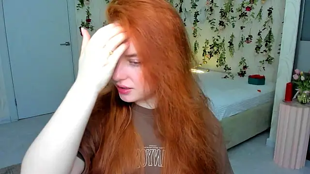 AirySilhouette online show from April 1, 10:16 am