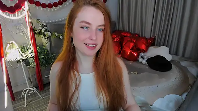 AirySilhouette online show from March 13, 1:10 am