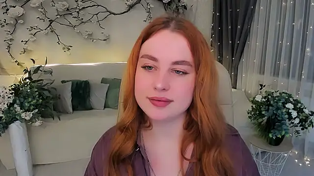 AirySilhouette online show from November 29, 2:44 am