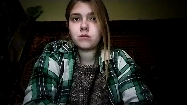 KikiBang online show from December 5, 9:30 am