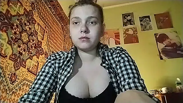 KikiBang online show from May 15, 7:34 pm