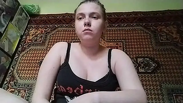 KikiBang online show from June 2, 8:03 am